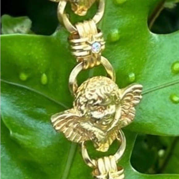 Retired one of kind Vintage Kirks Folly four 4  flying Angels Statement bracelet - Picture 7 of 12
